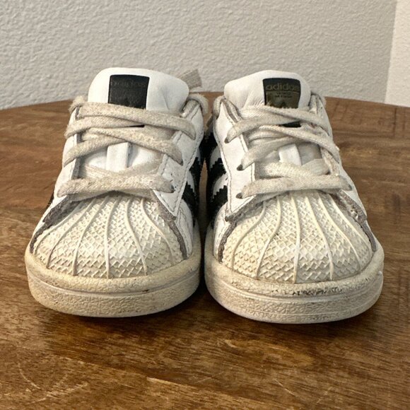 Adidas Superstar White - Picture 7 of 8